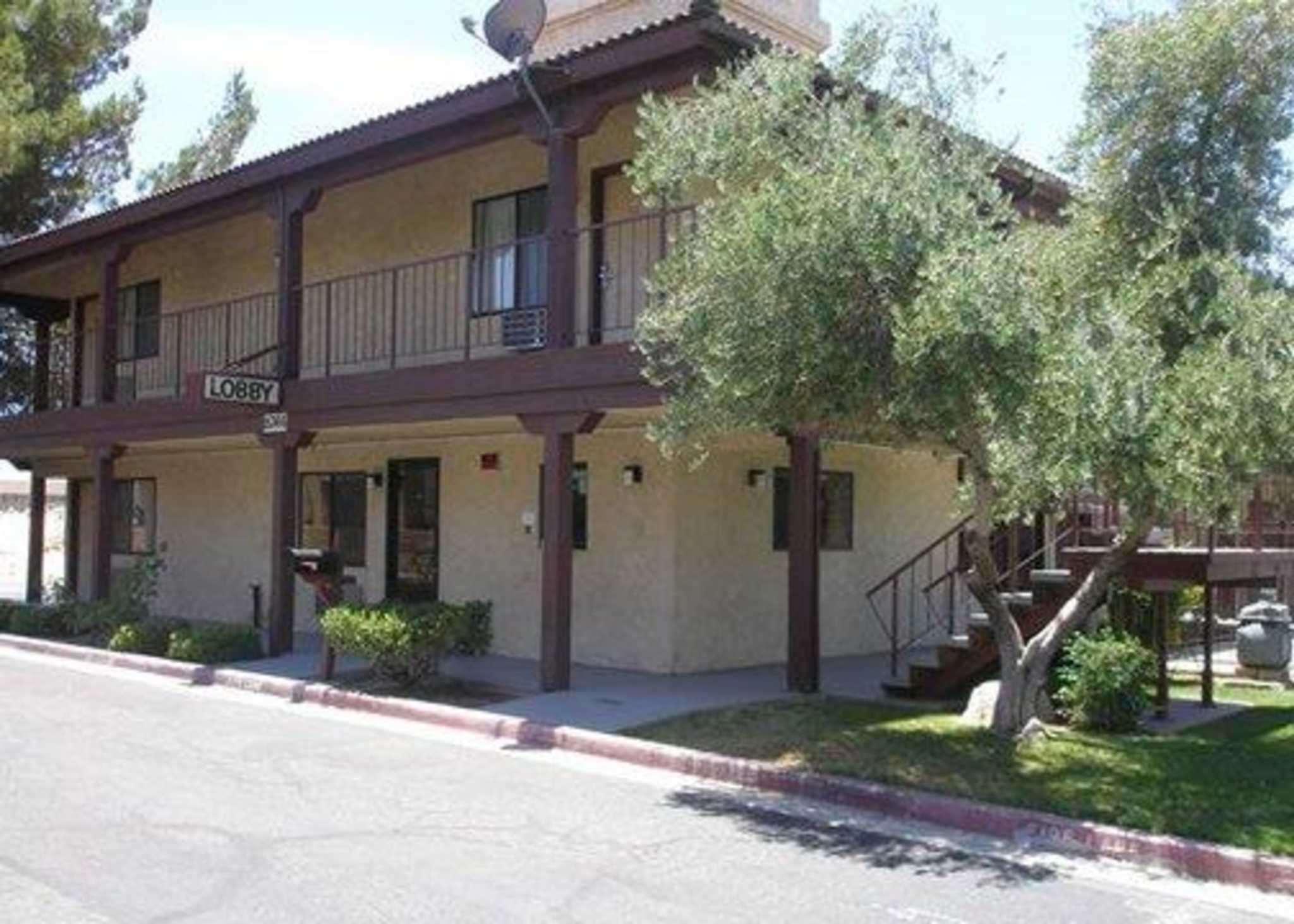 Beyond Stay Hotel Victorville Downtown Dış mekan fotoğraf