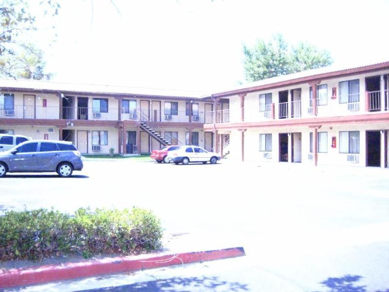 Beyond Stay Hotel Victorville Downtown Dış mekan fotoğraf